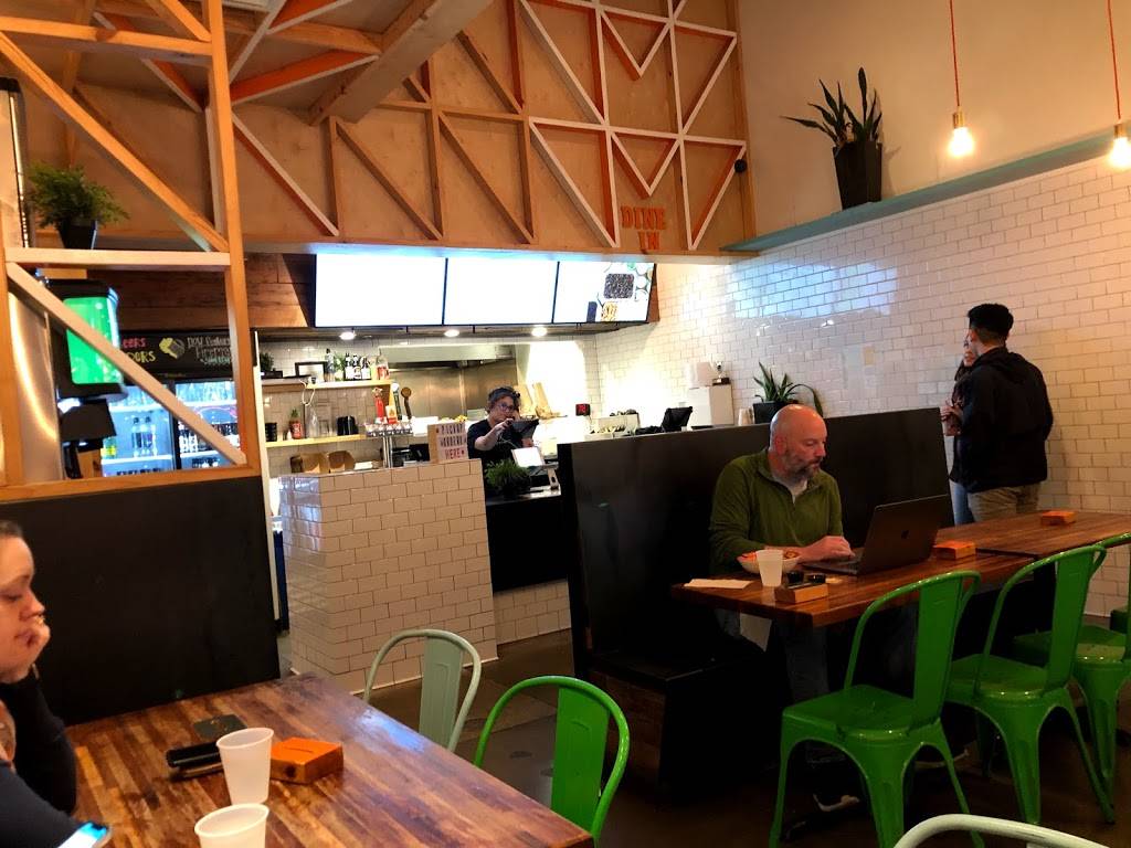 ChiLantro | restaurant | 1509 S Lamar Blvd, Austin, TX 78704, USA | 5124285269 OR +1 512-428-5269