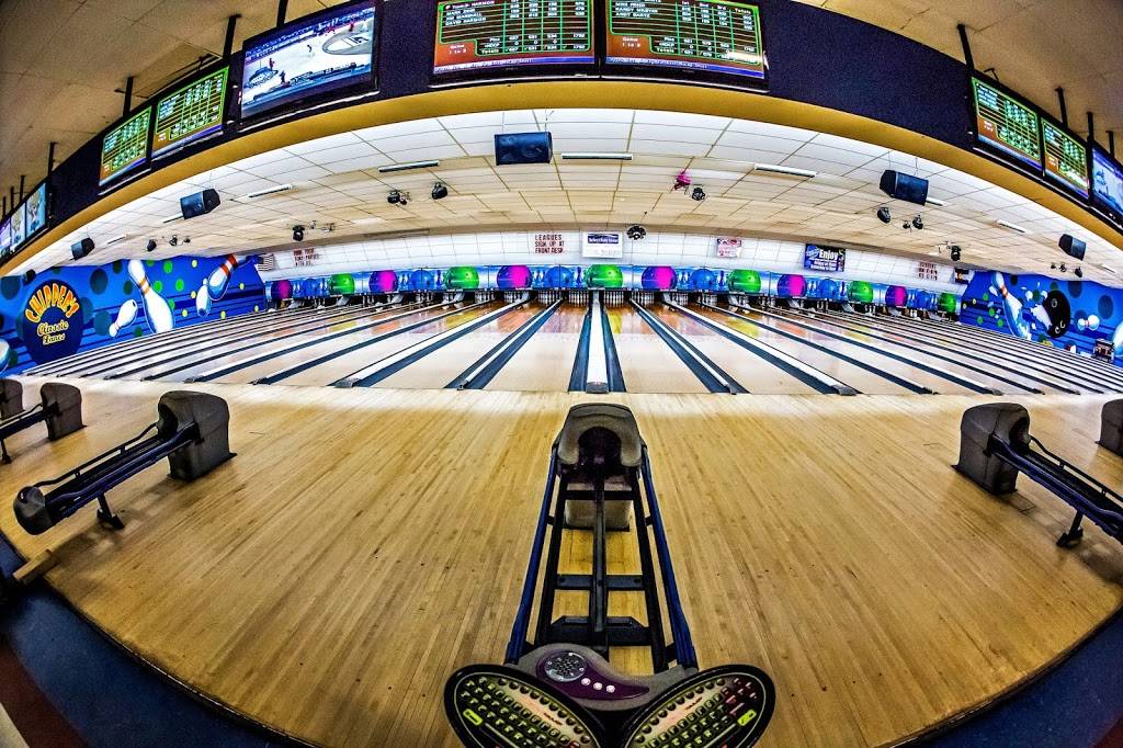 Chippers Classic Lanes | restaurant | 2454 8th Ave, Greeley, CO 80631, USA | 9703534275 OR +1 970-353-4275