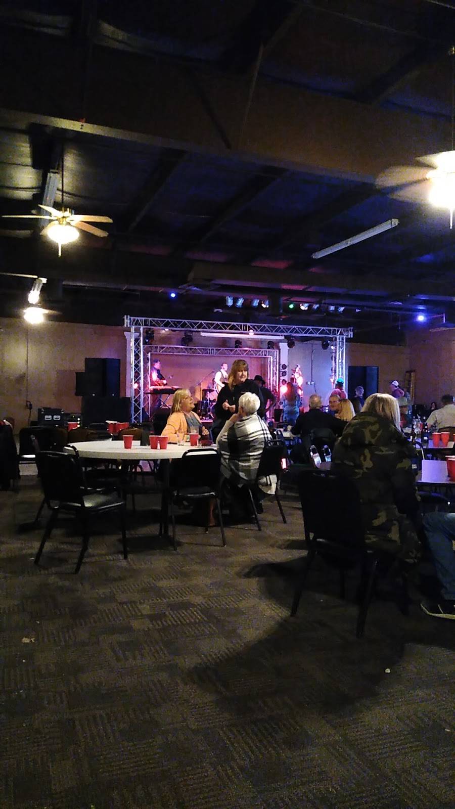 First Avenue | restaurant | 2310 N 1st St, Lincoln, NE 68521, USA | 4024757315 OR +1 402-475-7315