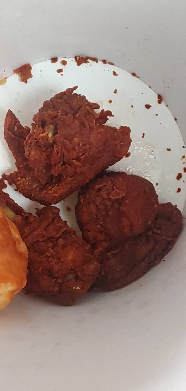 KFC | restaurant | 620 S 5th St, St Charles, MO 63301, USA | 6367236884 OR +1 636-723-6884