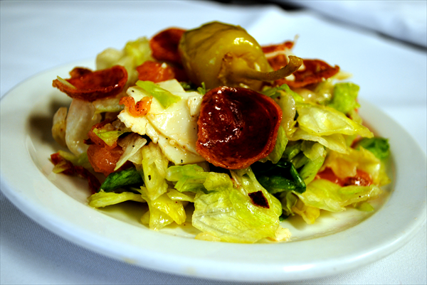 Emelios Restaurant | restaurant | 574 Georgesville Rd, Columbus, OH 43228, USA | 6142797900 OR +1 614-279-7900