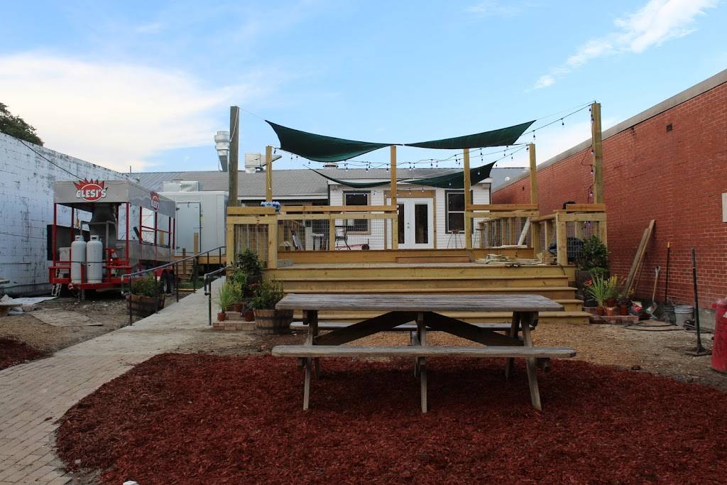 Clesis Restaurant & Catering | restaurant | 4323 Bienville St, New Orleans, LA 70119, USA | 5049090108 OR +1 504-909-0108