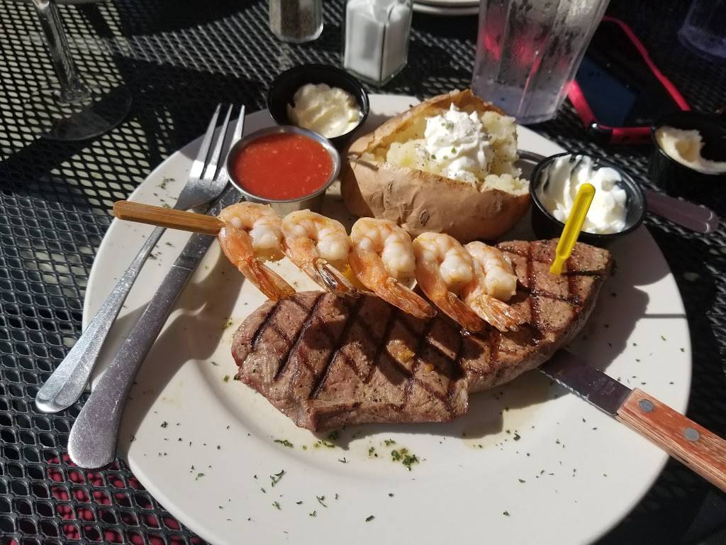 Triangle Park Bar & Grille | restaurant | 3010 Trier Rd, Fort Wayne, IN 46815, USA | 2604824342 OR +1 260-482-4342