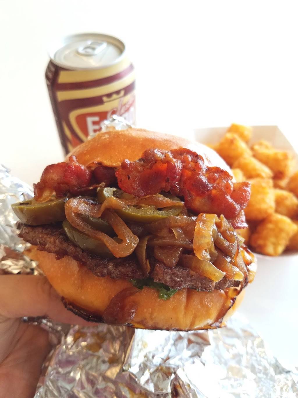 206 Burger Company | restaurant | 823 3rd Ave #106, Seattle, WA 98104, USA | 2064674450 OR +1 206-467-4450