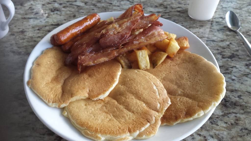 Halibut House Fish & Chips | restaurant | 408 King St W, Oshawa, ON L1J 2K9, Canada | 9057281408 OR +1 905-728-1408