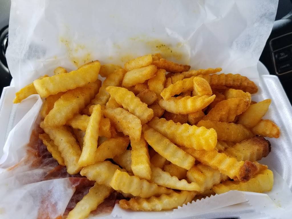 The Chicken Coop | restaurant | 210A N Memphis St, Holly Springs, MS 38635, USA | 6625512357 OR +1 662-551-2357