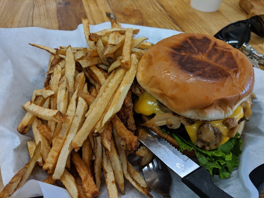 Lazy 6 | restaurant | 102 S 1st St A, Lovington, NM 88260, USA | 5753965066 OR +1 575-396-5066