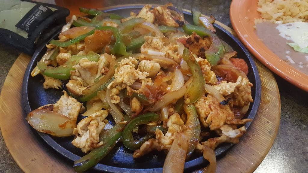 Jalapenos Mexican Grill | restaurant | 4421 Old Birmingham Hwy, Tuscaloosa, AL 35404, USA | 2053314816 OR +1 205-331-4816