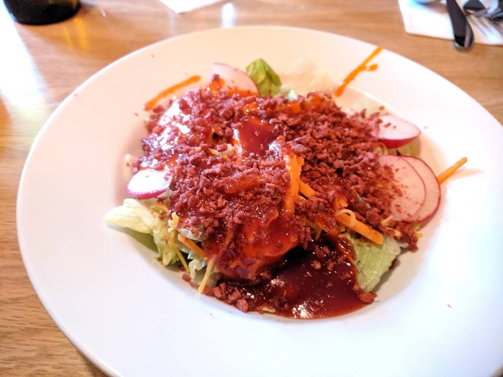 Beedles Bar & Restaurant | restaurant | W24966 WI-54, Galesville, WI 54630, USA | 6085392251 OR +1 608-539-2251