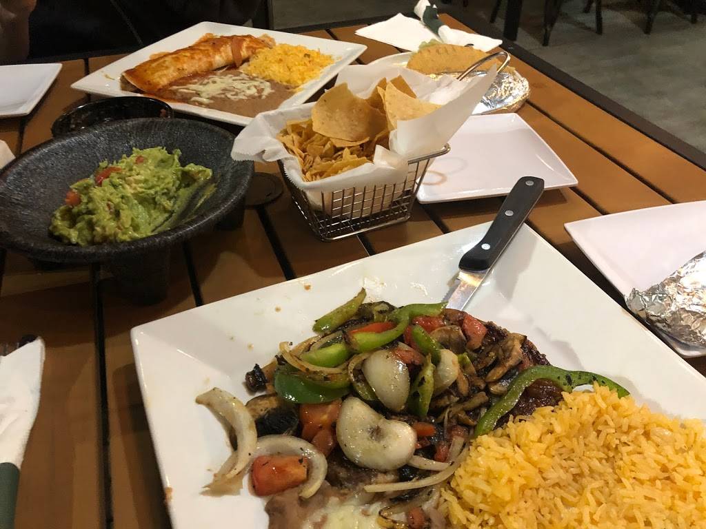 Garibaldi (Apopka) Mexican Restaurant & Bar | restaurant | 2430 E Semoran Blvd, Apopka, FL 32703, USA | 4078147103 OR +1 407-814-7103