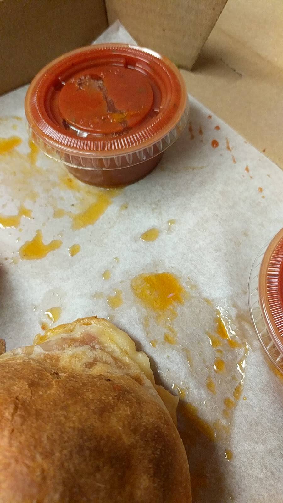 Jo-Lynn Pizza | restaurant | 3116 Liberty Way, McKeesport, PA 15133, USA | 4126721105 OR +1 412-672-1105