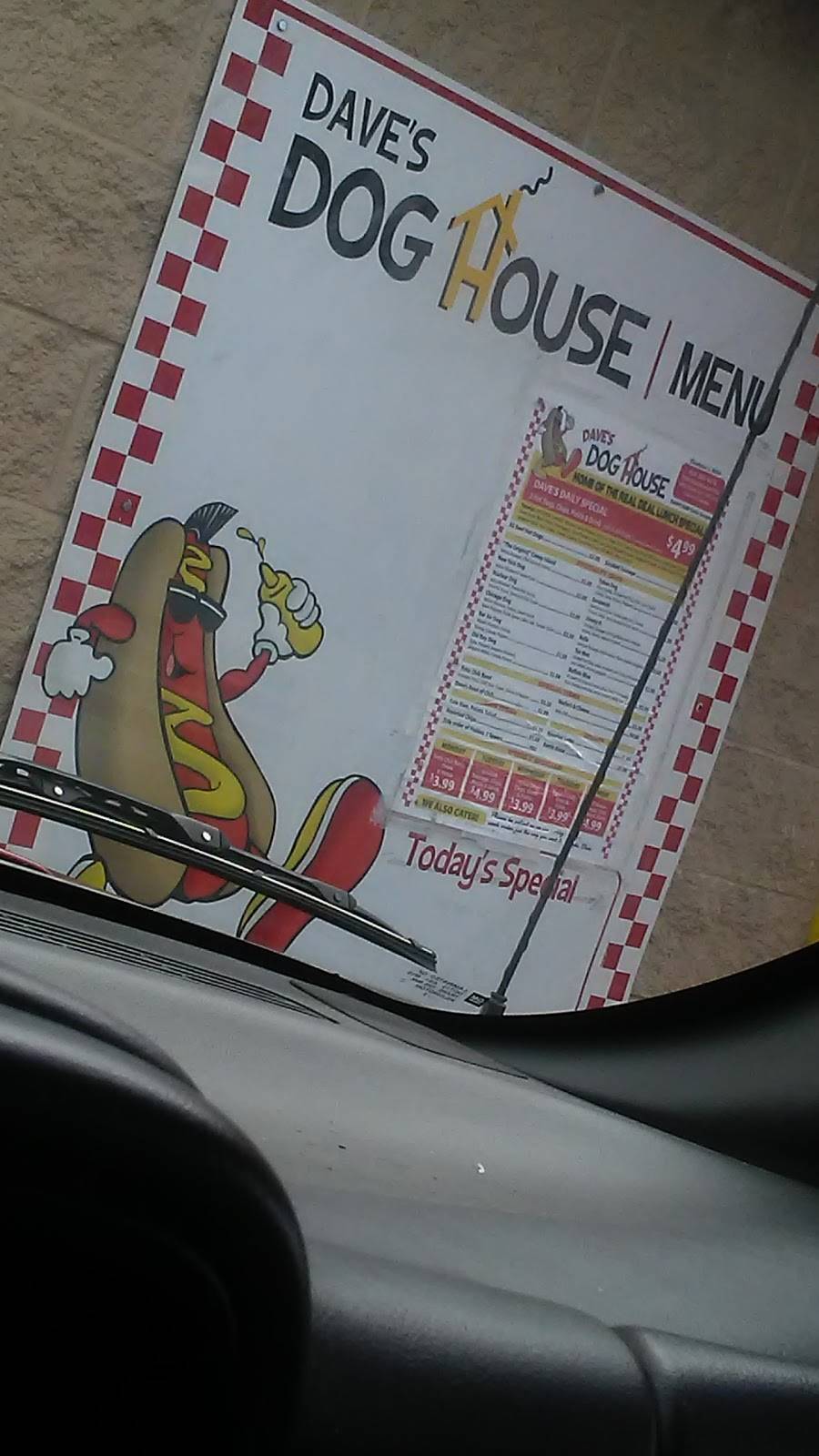 Daves Dog House | restaurant | 7409 Middlebrook Pike, Knoxville, TN 37909, USA | 8652004476 OR +1 865-200-4476