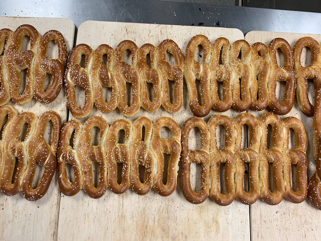 Jacksonville Soft Pretzels | restaurant | 10214 Atlantic Blvd, Jacksonville, FL 32225, USA | 9043799192 OR +1 904-379-9192