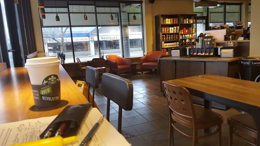 Starbucks | cafe | 383 W Brown Deer Rd, Fox Point, WI 53217, USA | 4145406933 OR +1 414-540-6933