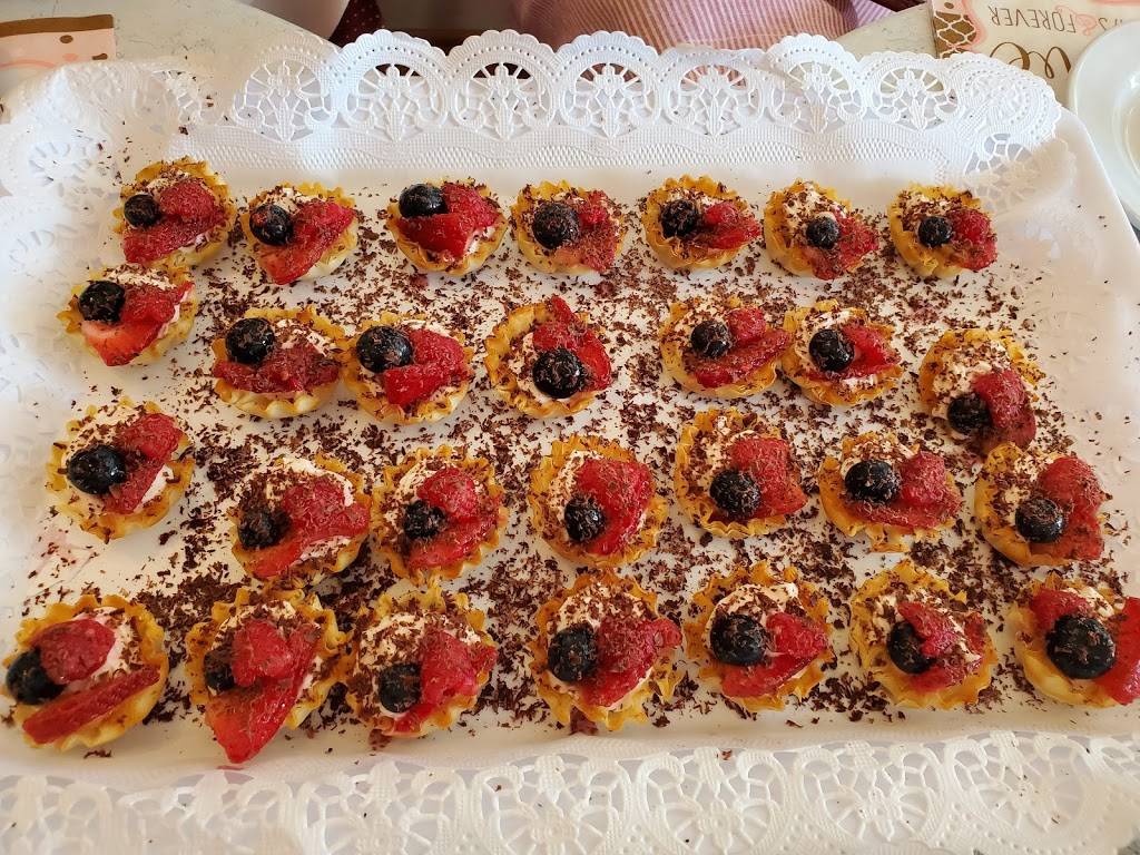 Anas European Cafe | restaurant | 315 Taylor St, Punta Gorda, FL 33950, USA | 9413478937 OR +1 941-347-8937