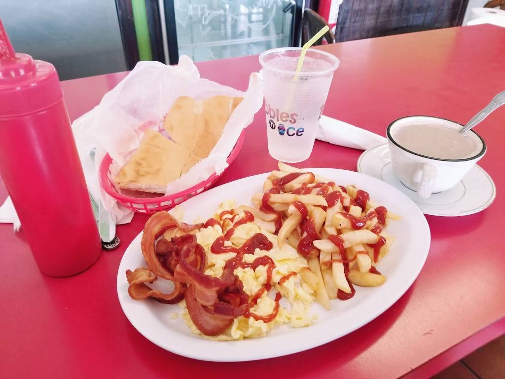 La Primera Parada Restaurant | restaurant | 11802 NW 10th Ave, Miami, FL 33168, USA | 3056850470 OR +1 305-685-0470