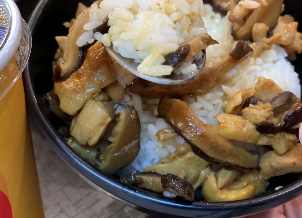 Yangs Braised Chicken Rice | restaurant | 1355 Nogales St, Rowland Heights, CA 91748, USA | 6268398855 OR +1 626-839-8855