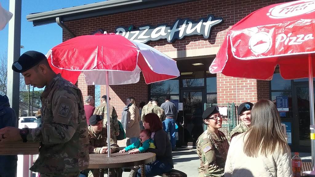 Pizza Hut | restaurant | 2420 Marion St, Columbia, SC 29207, USA | 8037434270 OR +1 803-743-4270