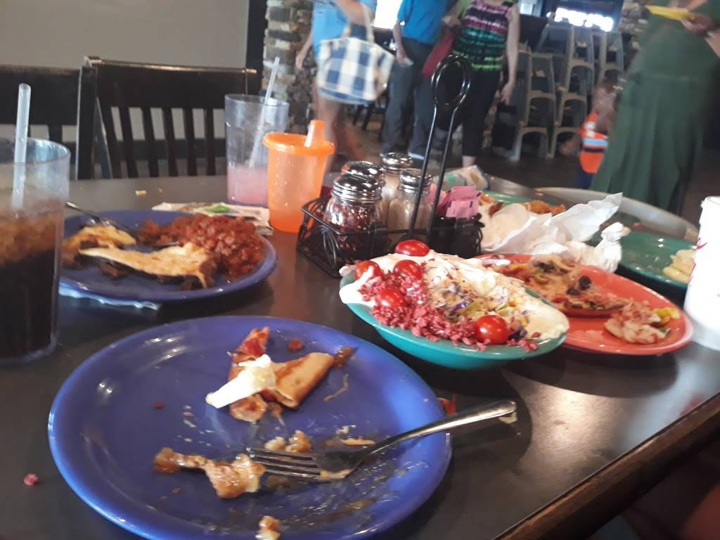 Sparkys Pizzeria & Grill | restaurant | 224 Parkstone Pl, Jackson, TN 38305, USA | 7312568496 OR +1 731-256-8496