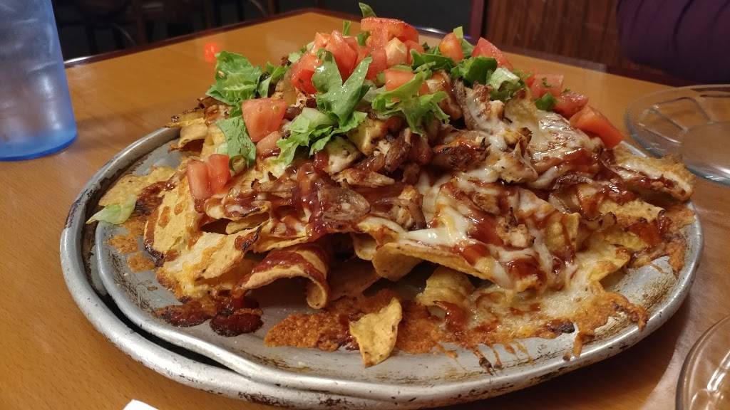 Back Street Sanford | restaurant | 16 School St, Sanford, ME 04073, USA | 2078501228 OR +1 207-850-1228