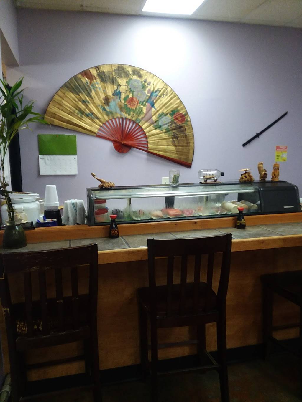 Helmis Japanese Hibachi-Sushi | restaurant | 813 Radford Blvd, Dillon, SC 29536, USA | 8438419850 OR +1 843-841-9850