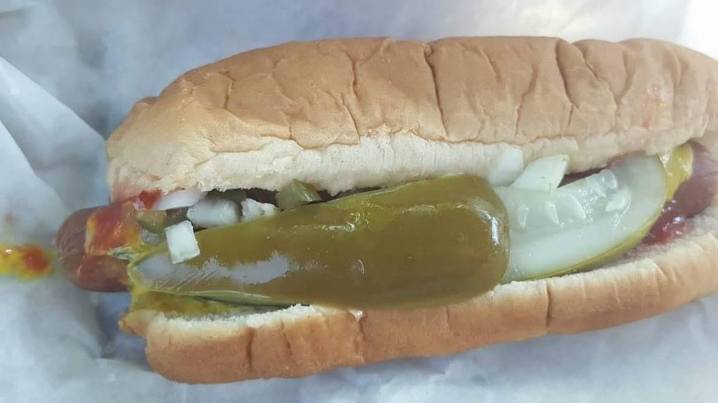 Georges Hotdogs | meal takeaway | 2612 S Kedzie Ave, Chicago, IL 60623, USA | 7735234726 OR +1 773-523-4726