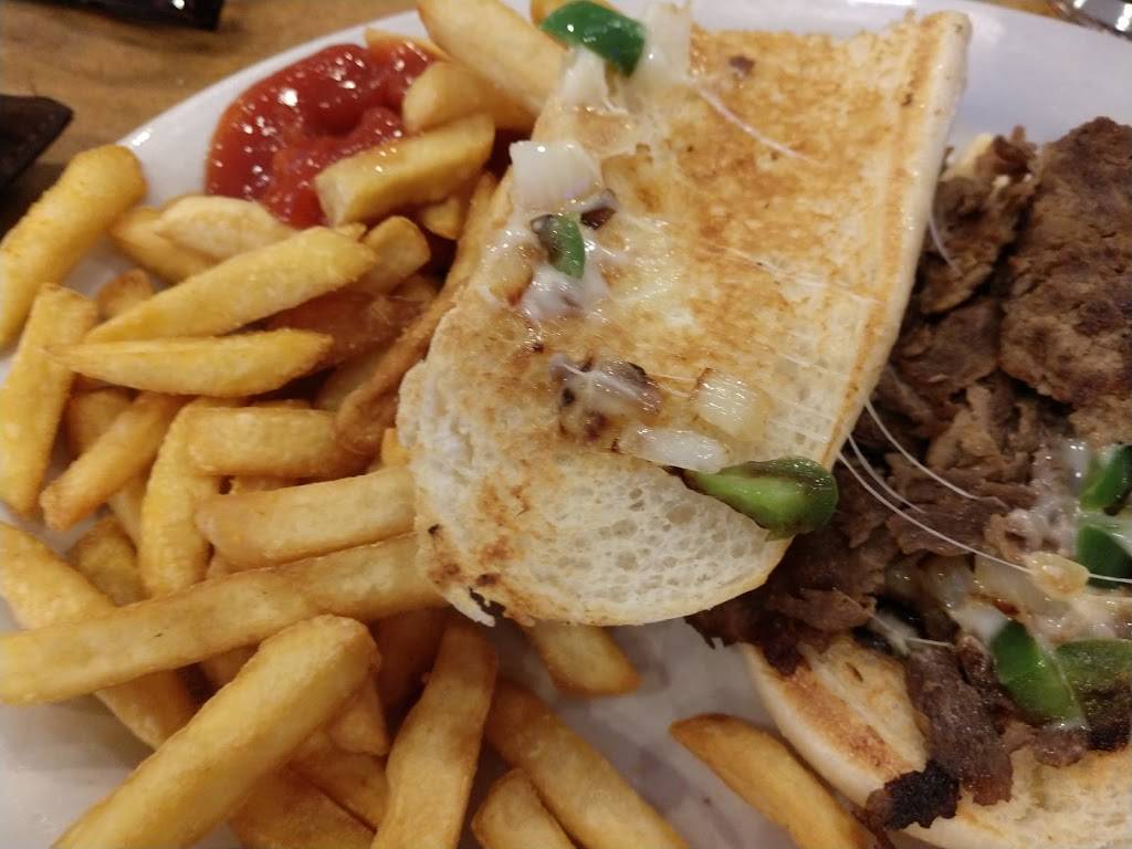 Club House Restaurant | restaurant | 10801 Starkey Rd #24, Largo, FL 33777, USA | 7273979251 OR +1 727-397-9251