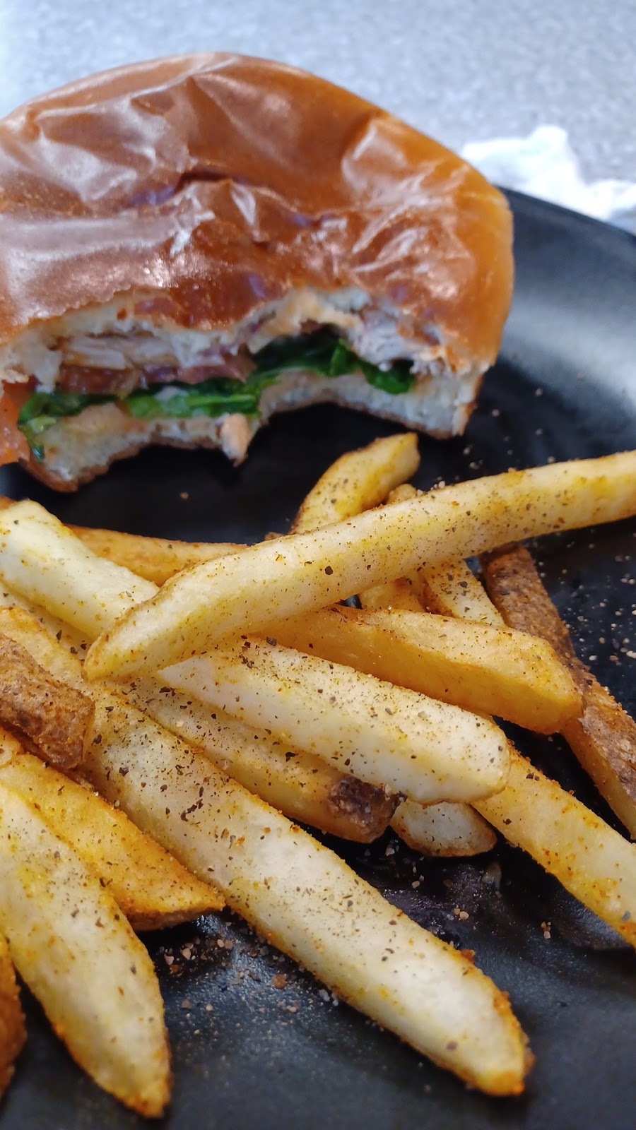 BT Bistro | restaurant | 80 N Pauline St, Memphis, TN 38105, USA | 9015826400 OR +1 901-582-6400