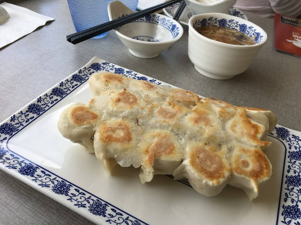 Mama Dumpling | restaurant | 6250 Boulevard Cousineau, Saint-Hubert, QC J3Y 8X9, Canada | 5149996967 OR +1 514-999-6967