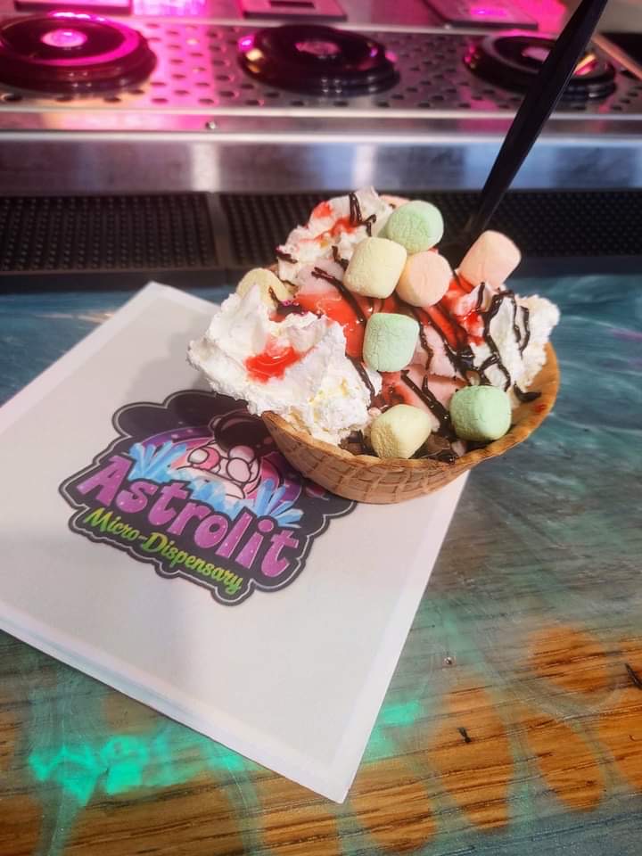 Astrolit Cafe | cafe | 5113 TN-58 suite a2, Chattanooga, TN 37416, USA | 4236187506 OR +1 423-618-7506