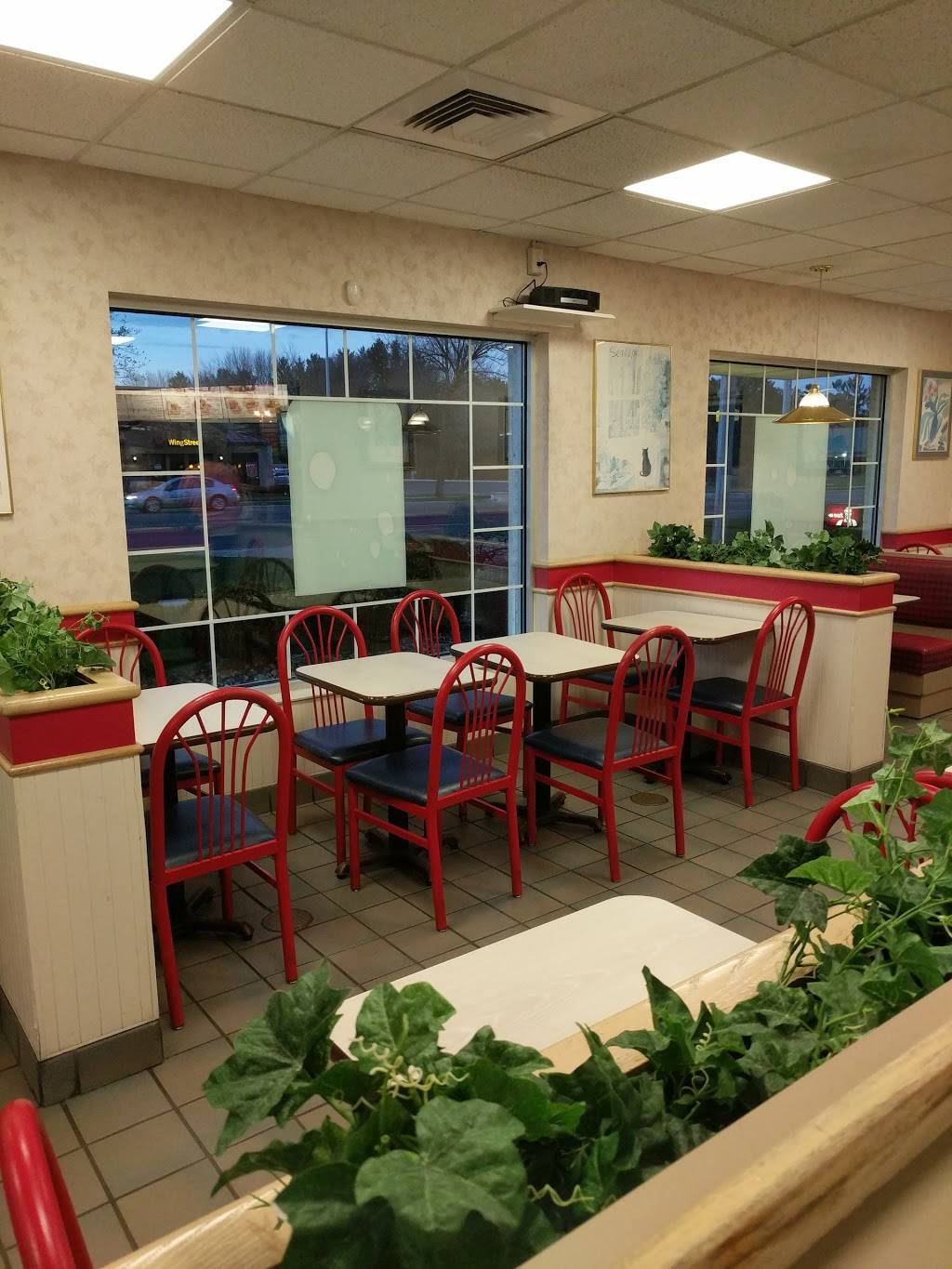 KFC | restaurant | 1601 N Saginaw Rd, Midland, MI 48640, USA | 9898322232 OR +1 989-832-2232