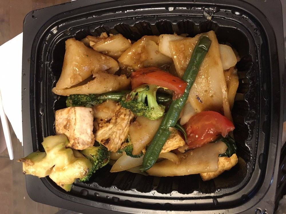 Dancing Noodle | restaurant | 10841 S Crossroads Dr #10, Parker, CO 80134, USA | 3038053880 OR +1 303-805-3880