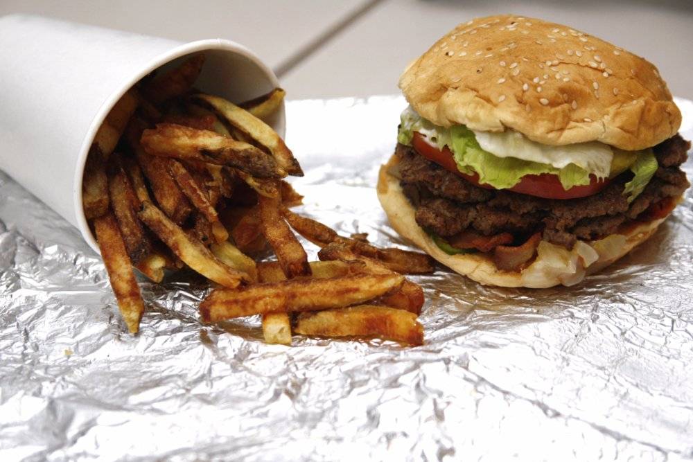 Five Guys | meal takeaway | 4751 Forest Dr, Columbia, SC 29206, USA | 8037873178 OR +1 803-787-3178