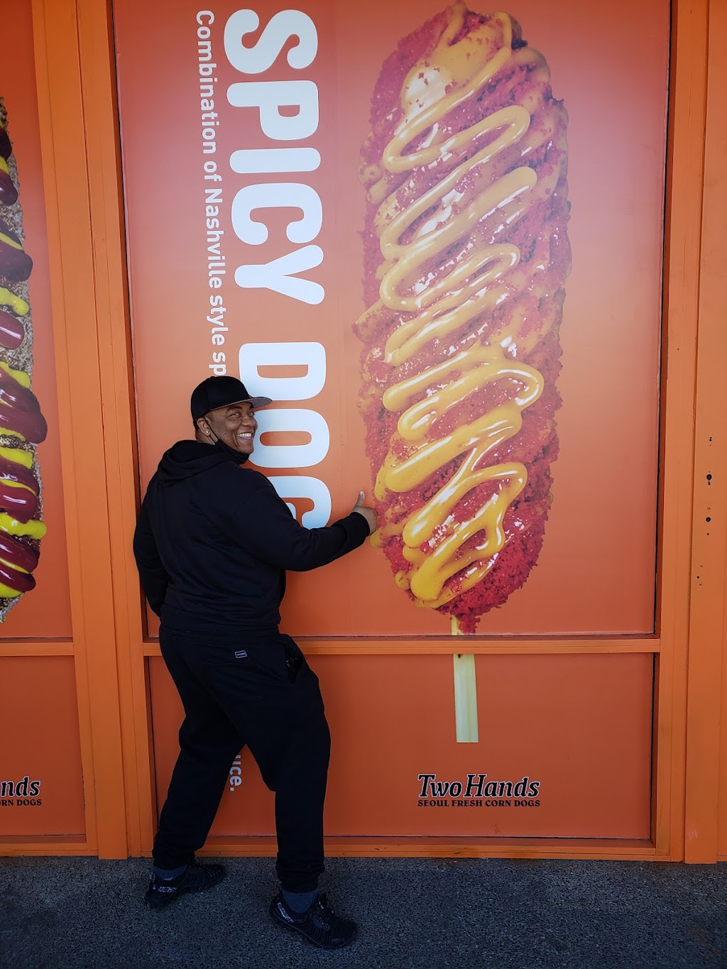 Two Hands Corn dogs | restaurant | 2648 Watt Ave #117, Sacramento, CA 95821, USA | 9164028081 OR +1 916-402-8081