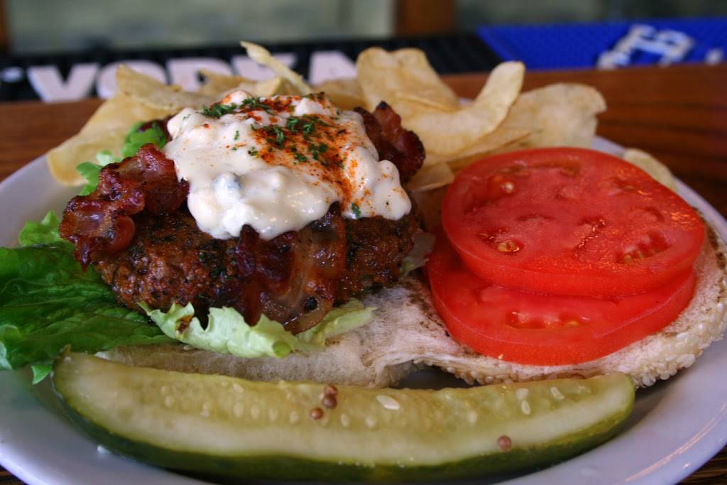 The Dizz | restaurant | 300 W 30th St, Baltimore, MD 21211, USA | 4438695864 OR +1 443-869-5864