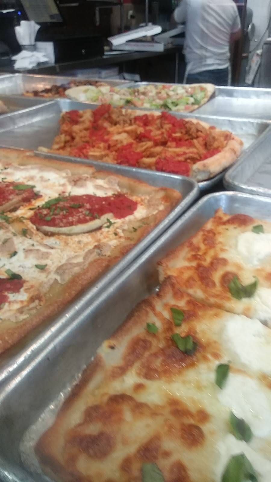 Rocco Pizza | restaurant | 765 Dekalb Ave, Brooklyn, NY 11216, USA | 7182189200 OR +1 718-218-9200