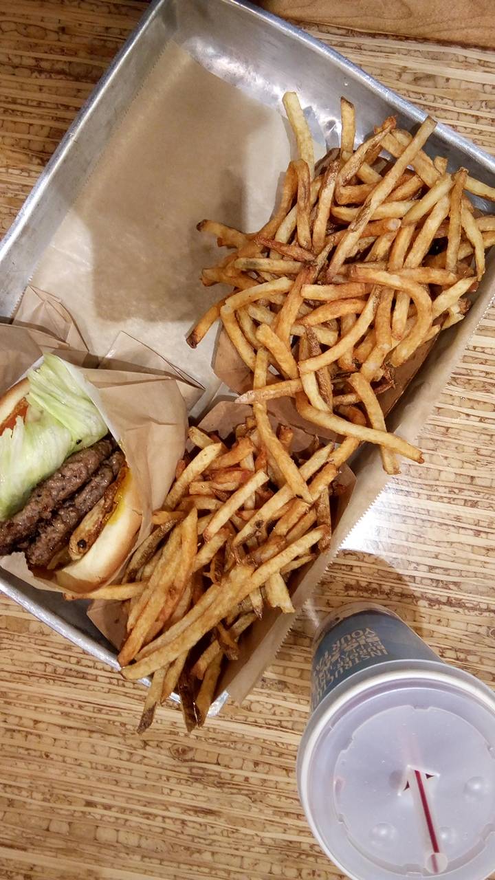Elevation Burger | Ann Arbor - Washtenaw | restaurant | 3365 Washtenaw Ave, Ann Arbor, MI 48104, USA | 7345850467 OR +1 734-585-0467