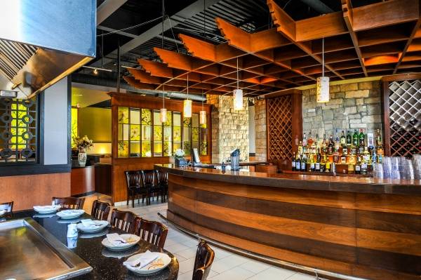 Hibachi Teppanyaki Restaurant | restaurant | 1940 Appleby Line, Burlington, ON L7L 0B7, Canada | 9053193888 OR +1 905-319-3888