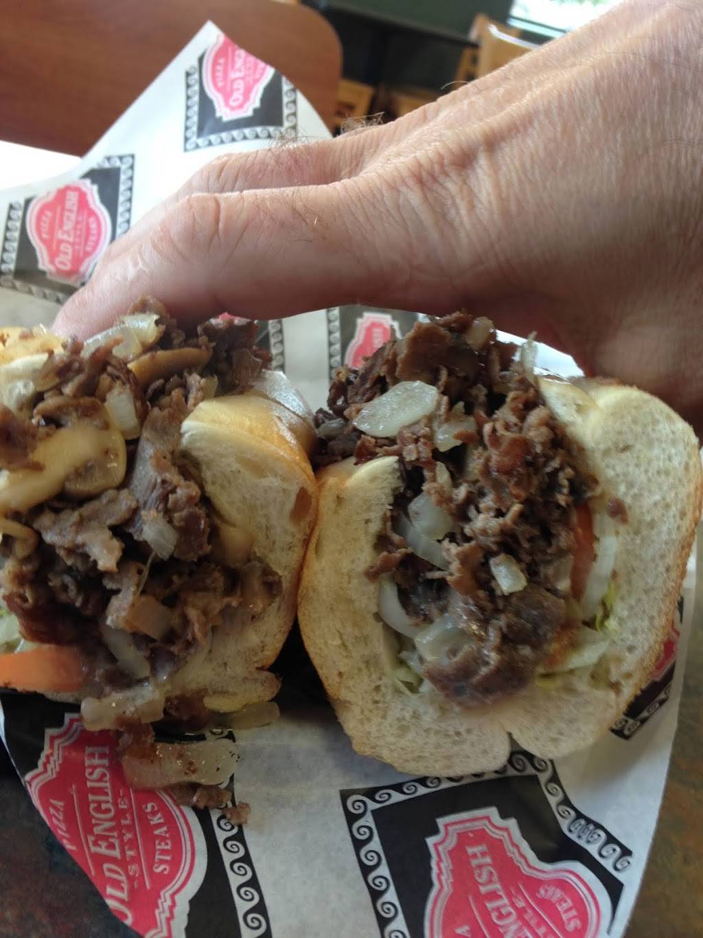 Old English Pizza | restaurant | 2765 Orthodox St, Philadelphia, PA 19137, USA | 2152889900 OR +1 215-288-9900