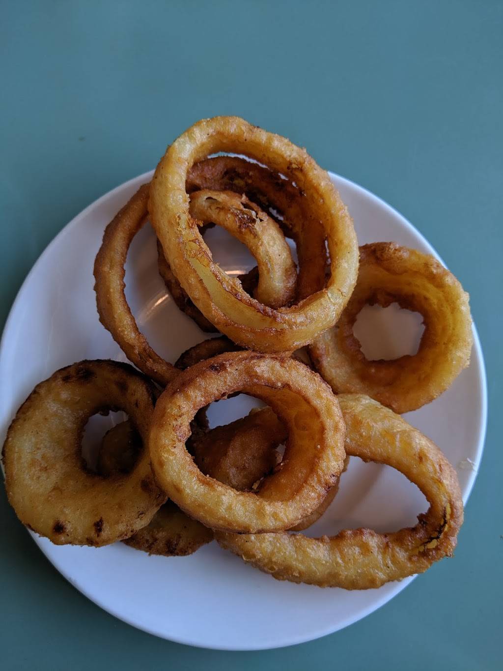 Country Boy Restaurant | restaurant | 821 E 9 Mile Rd, Hazel Park, MI 48030, USA | 2485437080 OR +1 248-543-7080