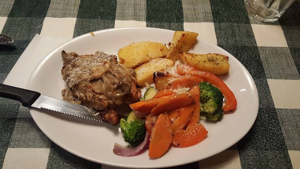 Barrel Restaurant | restaurant | 131 Queensway West, Simcoe, ON N3Y 2M8, Canada | 5194260068 OR +1 519-426-0068