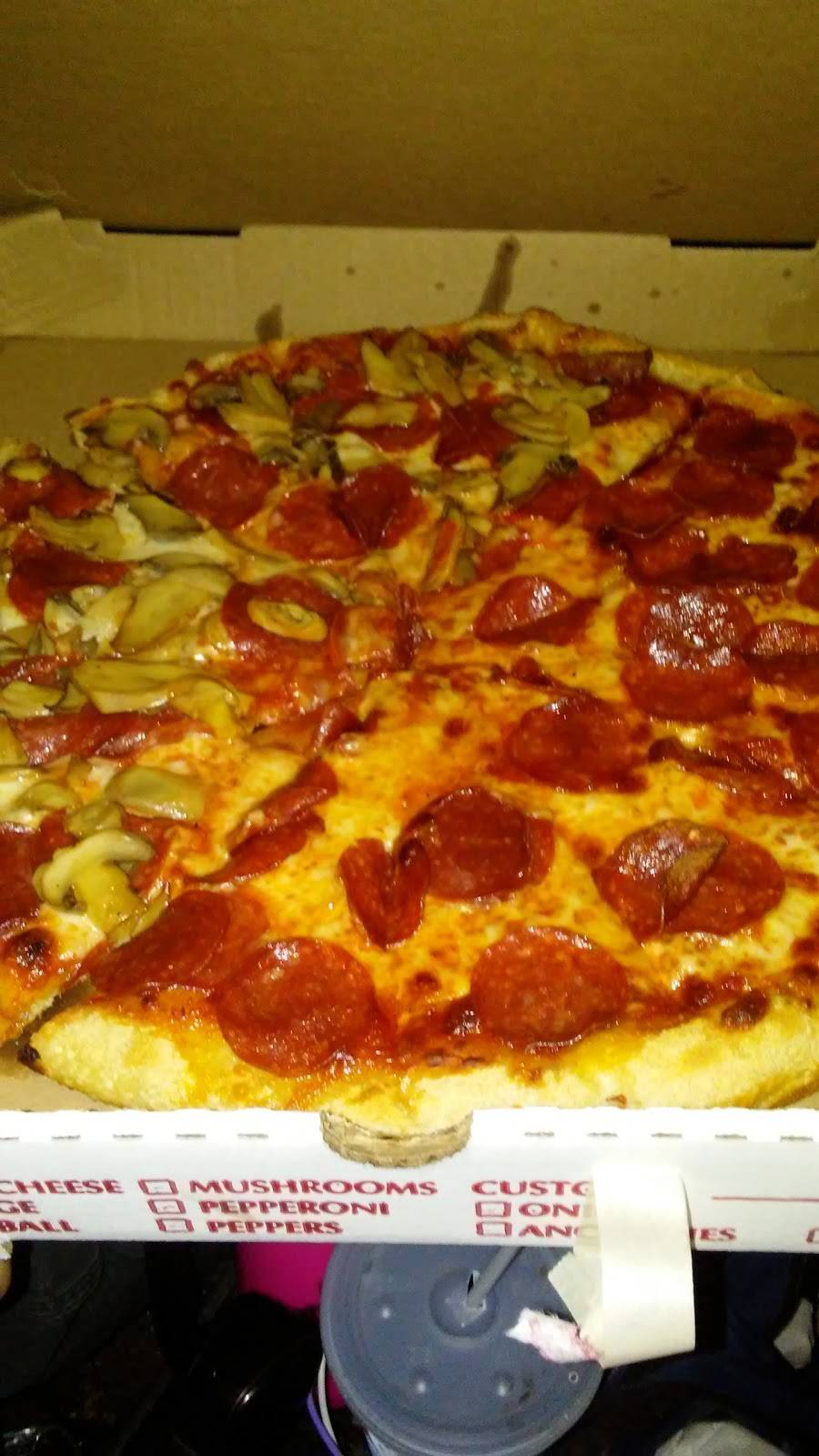 Tommys Pizza | restaurant | 101 N Mill St, Shepherdstown, WV 25443, USA | 3048762577 OR +1 304-876-2577