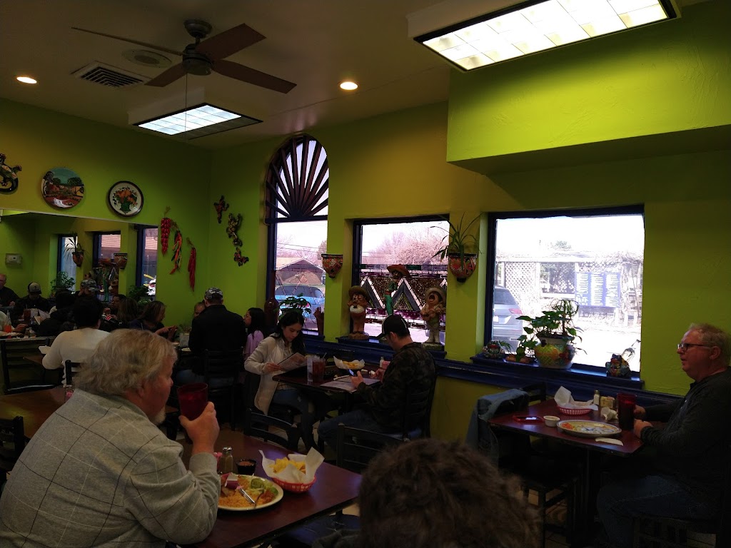 Los Braceros | restaurant | 3303 Bell St, Amarillo, TX 79106, USA | 8063550889 OR +1 806-355-0889