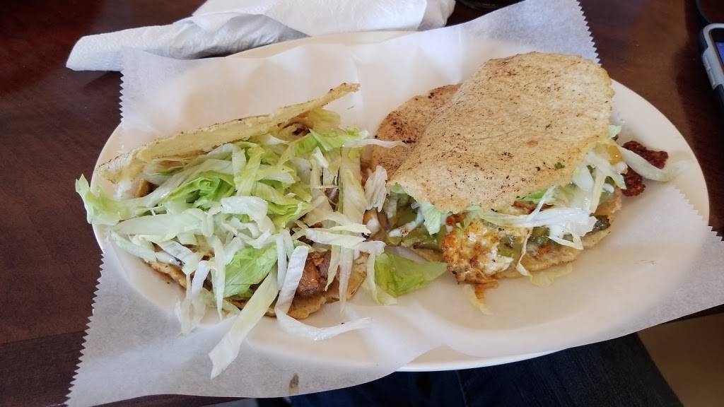 La Esquinita Taqueria | restaurant | 6924 W Grand Ave, Chicago, IL 60707, USA | 7734174198 OR +1 773-417-4198