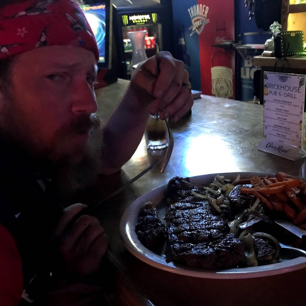 Brickhouse Pub&grill | restaurant | 112 S Choctaw Ave, El Reno, OK 73036, USA | 4052959991 OR +1 405-295-9991