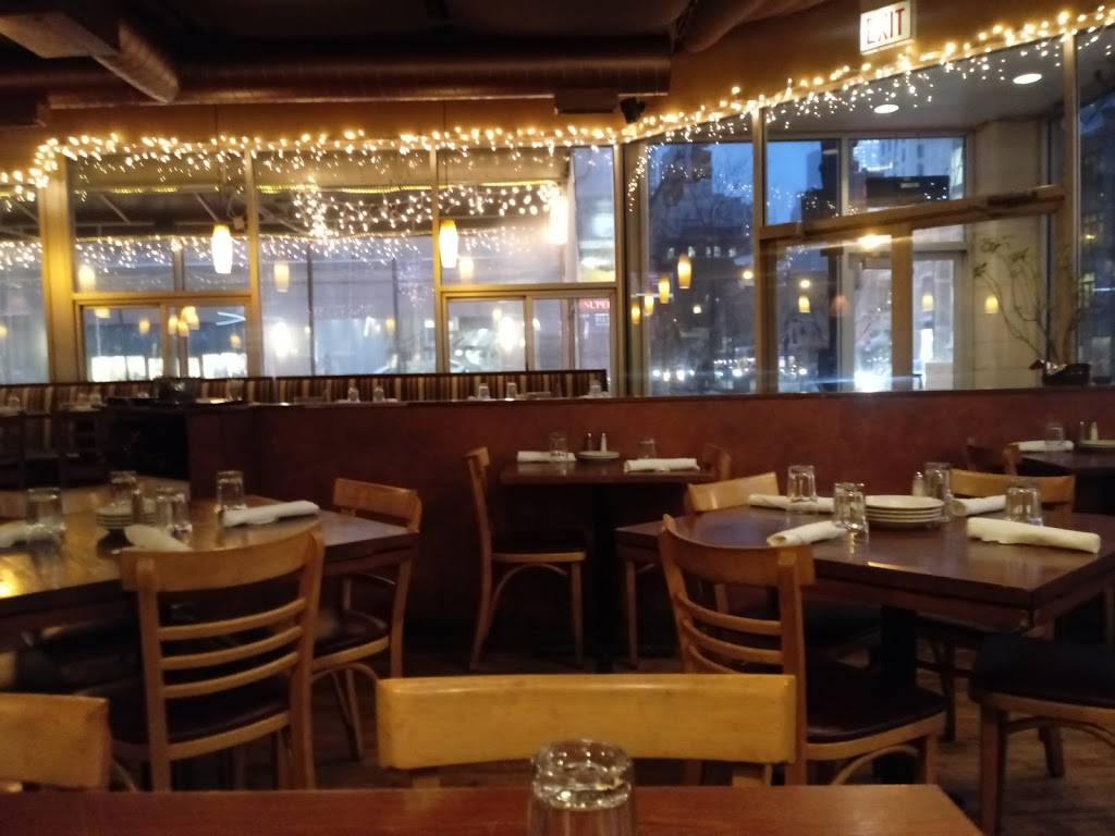 Bella Luna Cafe | meal delivery | 3826, 3826, 731 N Dearborn St, Chicago, IL 60654, USA | 3127512552 OR +1 312-751-2552