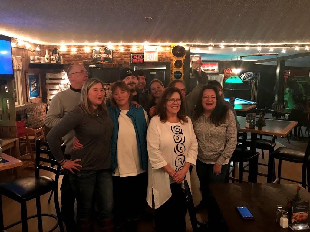 Karlin Inn | restaurant | 7484 Karlin Rd, Interlochen, MI 49643, USA | 2312637995 OR +1 231-263-7995