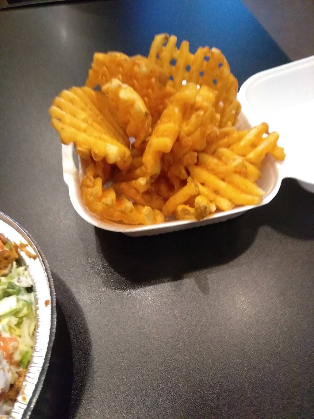 Big Guys Chicken & Rice | restaurant | 2614 Elm St, Dallas, TX 75226, USA | 2148101955 OR +1 214-810-1955