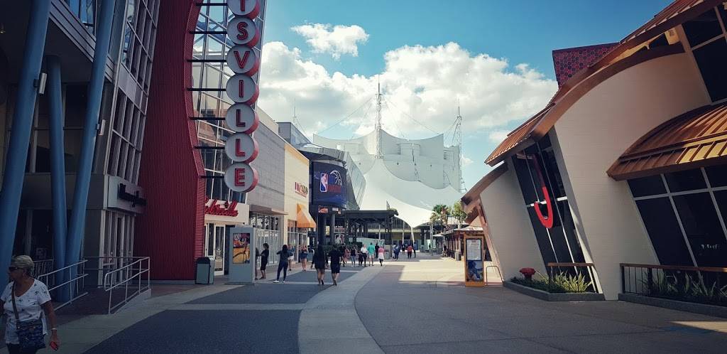 Splitsville Dining Room | restaurant | 1494 E Buena Vista Dr, Lake Buena Vista, FL 32830, USA | 4079387467 OR +1 407-938-7467