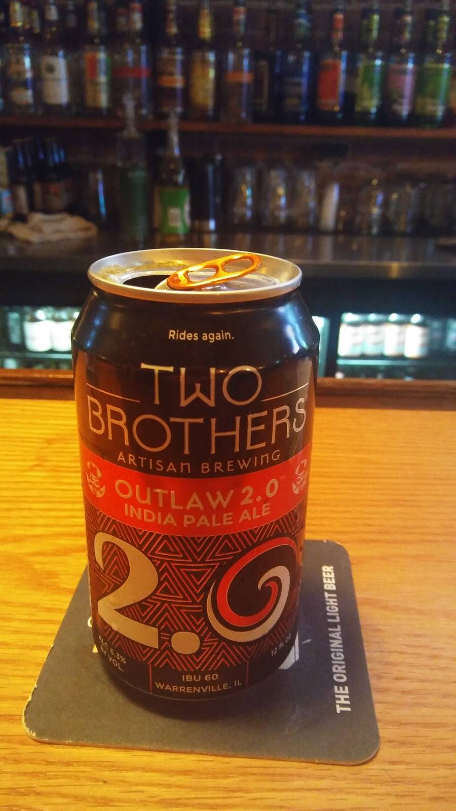 Off The Traxx | restaurant | 3144 Oak Park Ave # A, Berwyn, IL 60402, USA | 7086374430 OR +1 708-637-4430